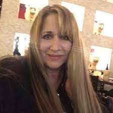 Mindy Baron's Instagram, Twitter & Facebook