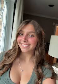 Alyssa Palermo's Instagram, Twitter & Facebook