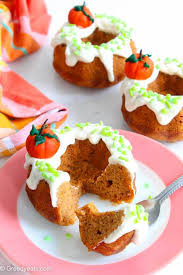 Mini Pumpkin Bundt Cakes Greedy Eats