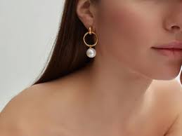 Shyla Nadine Ring in Clear