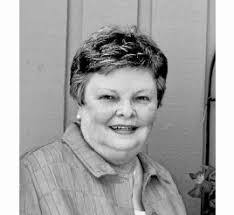 Wendy Bertrand's Instagram, Twitter & Facebook