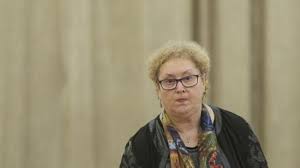 Renate weber gîndește european, acționează ca atare, și asta fără să uite sau să exagereze de unde a plecat. Renate Weber A Fost NumitÄƒ In FuncÈ›ia De Avocat Al Poporului B1 Ro