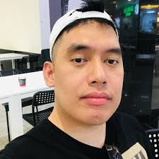 The Celebration of Mimi has officially begun in the Philippines! Mariah  Carey kicked off the show with one of her iconic hits — 'Touch My Body'!  👑🎶