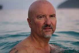 Robert Hedger's Instagram, Twitter & Facebook