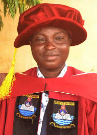 Congratulations to Dalal Yousuf Hassan Abdulla AlBishri being conferred the  #Doctor of #Business #Administration #degree and Bernard Creed being  conferred the #Doctor of #Philosophy in #Business degree . . .  #UniverstyOfExcellence #uowdgrad #