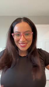 Lily Dye's Instagram, Twitter & Facebook