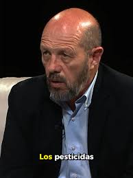 Ecotoxicología: Impacto de Pesticidas y Biodiversidad