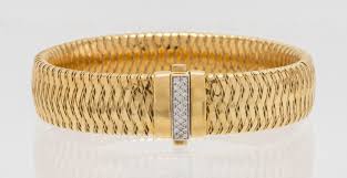 Neiman marcus discount roberto coin