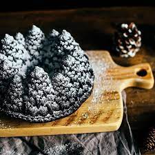 Preheat the oven to 180°c/160°c fan/gas mark 4/350ºf and put a baking sheet in at the same time. Peppermint Mocha Christmas Tree Bundt Cake By Kelsey Thefarmersdaughter Quick Easy Recipe The Feedfeed