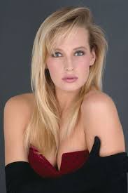 Estelle Lefébure : ses photos quand elle était jeune