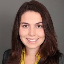 Lindsay Roe's Instagram, Twitter & Facebook