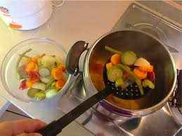 Check spelling or type a new query. Brodo E Passato Di Verdure Per Lo Svezzamento Galline Padovane
