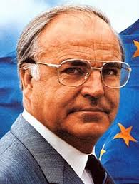 Michail gorbatschow, ein russischer politiker und präsident, wurde 1931 geboren. Helmut Kohl Wikipedia