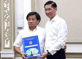 Chỉ trước đó ít ngày, ông hải đã tham dự liên tiếp 3 giải marathon trong tháng 10. Chuyá»ƒn Cong Tac Ong Ä'oan Ngá»c Háº£i Nháº­n Thu Nháº­p Khá»§ng Cá»¡ Nao