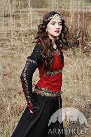 Check spelling or type a new query. Le Gilet Medieval De Robe Chasseresse Disponible En Lin Vert Lin Noir Lin Blanc Lin Brun Lin Rouge Amarante Passement Celtique Argente Passement Celtique Dore Passement Celtique Vert Dore