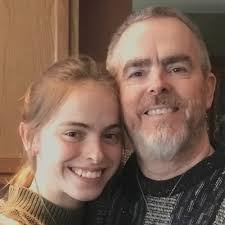 DAMIADENUGA This is was about every other day when I was growing up. It's  what happens when your father is an angry drunk. Bad day for the kid, but  he'll recover.