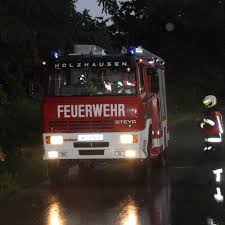 Jun 19, 2021 · tagesaktuell feuerwehr einsätze hervorgehoben veröffentlicht am: Ih4vdgbadiosym