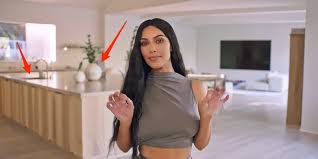 Fellow chicago rapper che rhymefest smith bought the property in 2016 on behalf of the former donda's house foundation (named in honor of west's late mother, chicago state university professor donda. See Inside Kim Kardashian And Kanye West S Massive All Beige Mansion