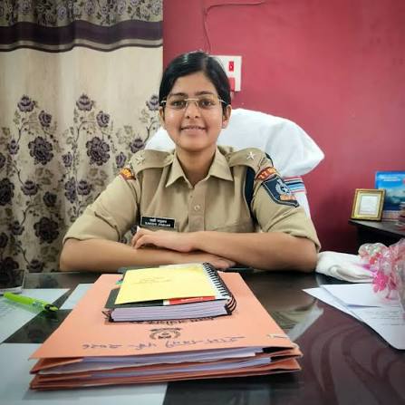 ips sakshi jamuar