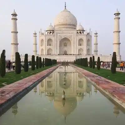 From Delhi: Agra Day Trip by Train with Taj Mahal & Lunch