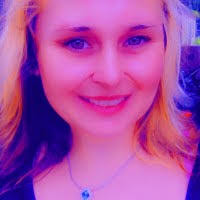 Samantha Bounds's Instagram, Twitter & Facebook