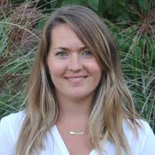 Karen Kemmerer's Instagram, Twitter & Facebook