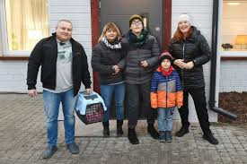 Nasz nowy dom z katarzyną dowbor powrócił na antenę polsatu. Nasz Nowy Dom W Poniatowie Pod Piotrkowem Zobaczcie Jak Ekipa Katarzyny Dowbor Zmienila Dom Czteroosobowej Rodziny Dziennik Lodzki