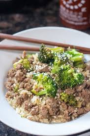 With a total time of only 20 minutes, you'll have a delicious dinner ready before you know it. Easy Ground Beef And Broccoli Served From Scratch