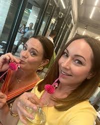 Tina Dunphy's Instagram, Twitter & Facebook