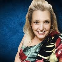 Laurie Alves's Instagram, Twitter & Facebook