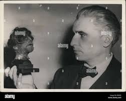 Thomas dodd hi-res stock photography and images