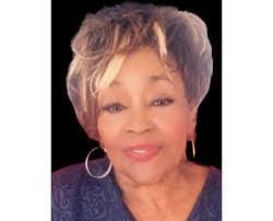 Margie Epps's Instagram, Twitter & Facebook