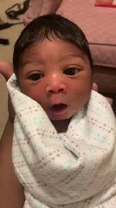 Looking around at 4 days old is crazy lol 💙 #newbornbaby #newborn #babyboy  #cutebaby #foryou #khysonelias #boymom