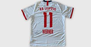 Borussia mönchengladbach addiert zum bereits bekannten heimtrikot für die neue spielzeit nun auch das auswärtstrikot. Rb Leipzig Juwel Timo Werner Signiert Trikot Auf Beiden Seiten