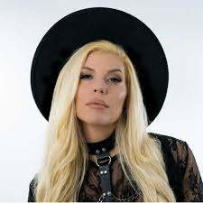 050- Meghan Krauss: From Opera Singer to Fronting a Famous Rock Band to a  Now Solo Career