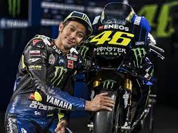 Seine weggefährten verneigten sich vor dem mann, der die szene geprägt hat wie kein anderer. Valentino Rossi Feiert 40 Geburtstag Der Zehnte Wm Titel Ware Ein Traum