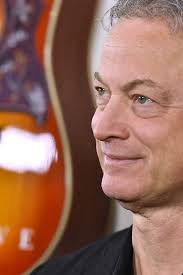 Gary Sinise announces his son, 33, dies after battle with rare cancer