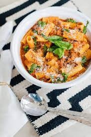 Blogger Eva Amurri Shares An Easy One Pot Creamy Sausage And Pepper Pasta Recipe Stuffed Peppers Sausage Pasta Recipes Creamy Sausage Pasta
