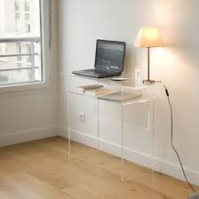 Bureau Console En Plexiglass Hauteur 76 4 Cm First Marais Arredamento Casa Arredamento Interno
