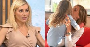 Το πρόσωπο της ημέρας είναι ο γιώργος κιμούλης μετά τις δηλώσεις της ζέτα δούκα ότι της ασκούσε λεκτική βία και μάλιστα την είχε κλωτσήσει. Zeta Doyka Mexri Ta 40 Moy Elega Oti Den 8elw Paidi Kai Pws Den 8a Ginw Pote Mhtera 3afnika Ola Alla3an