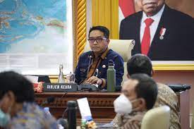32 tahun 2004 tentang pemerintahan daerah dalam memperkuat implementasi program kkb. Kementerian Dalam Negeri R I