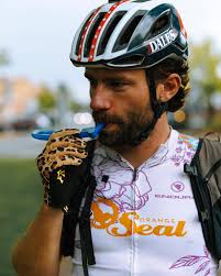 Ryan Standish's Instagram, Twitter & Facebook