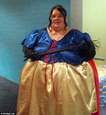 Queensland Woman Left With 6 Stone Of Excess Skin After Weight Loss Surgery