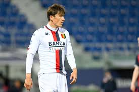 He played for mash'al from 2011 to 2014. 90plus Roma Offenbar An Genuas Shomurodov Interessiert 90plus