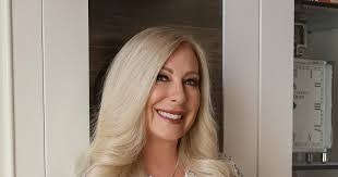 Nourishing Knowledge: Elizabeth Inman Of Love a Wholistic Life On The Power  of Food as Medicine