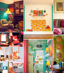 Pin By Lori Bargeron On Krazy 4 Kitsch My Quirky Side Ode To Lynn S Paradise Cafe Kitschy Decor Kitsch Decor Retro Home Decor