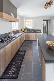 En 2021, les tendances déco de cuisine de 2020 continueront à se développer. 10 Idees De Cuisine 2021 Cuisine Design Moderne Cuisine Contemporaine Cuisine Bois