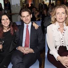 Die beiden versteckten zunächst ihre liebe vor. News Mit Der Heimat Im Herzen Hinaus In Die Welt