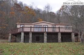 317 Tom Pless Rd, Warrensville, NC 28693