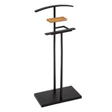 Ce joli mobilier design en bois est bel accessoire pour suspendre et mettre en valeur vos vêtements dans votre chambre à coucher. 8 Sur Valet De Chambre Design Bambou 114cm Noir Achat Prix Fnac